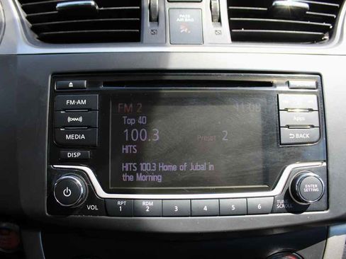 Used 2015 Nissan Sentra SV FWD image 20