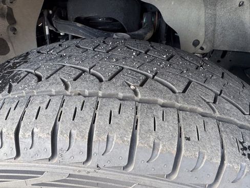 Used 2022 Ford F150 Lariat w/ Equipment Group 502A High image 13