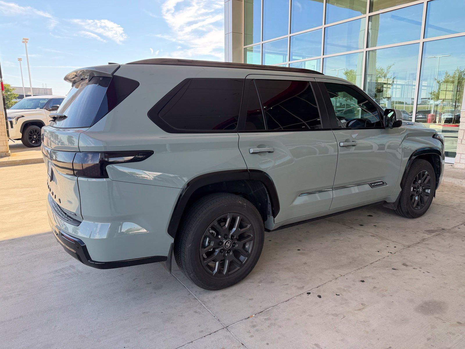 Used 2025 Toyota Sequoia Platinum AWD/4WD image 18