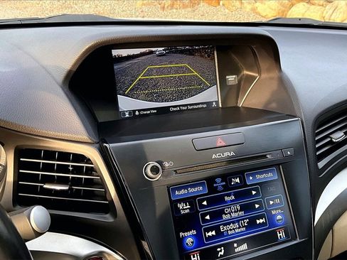 Used 2018 Acura ILX Premium Package image 19