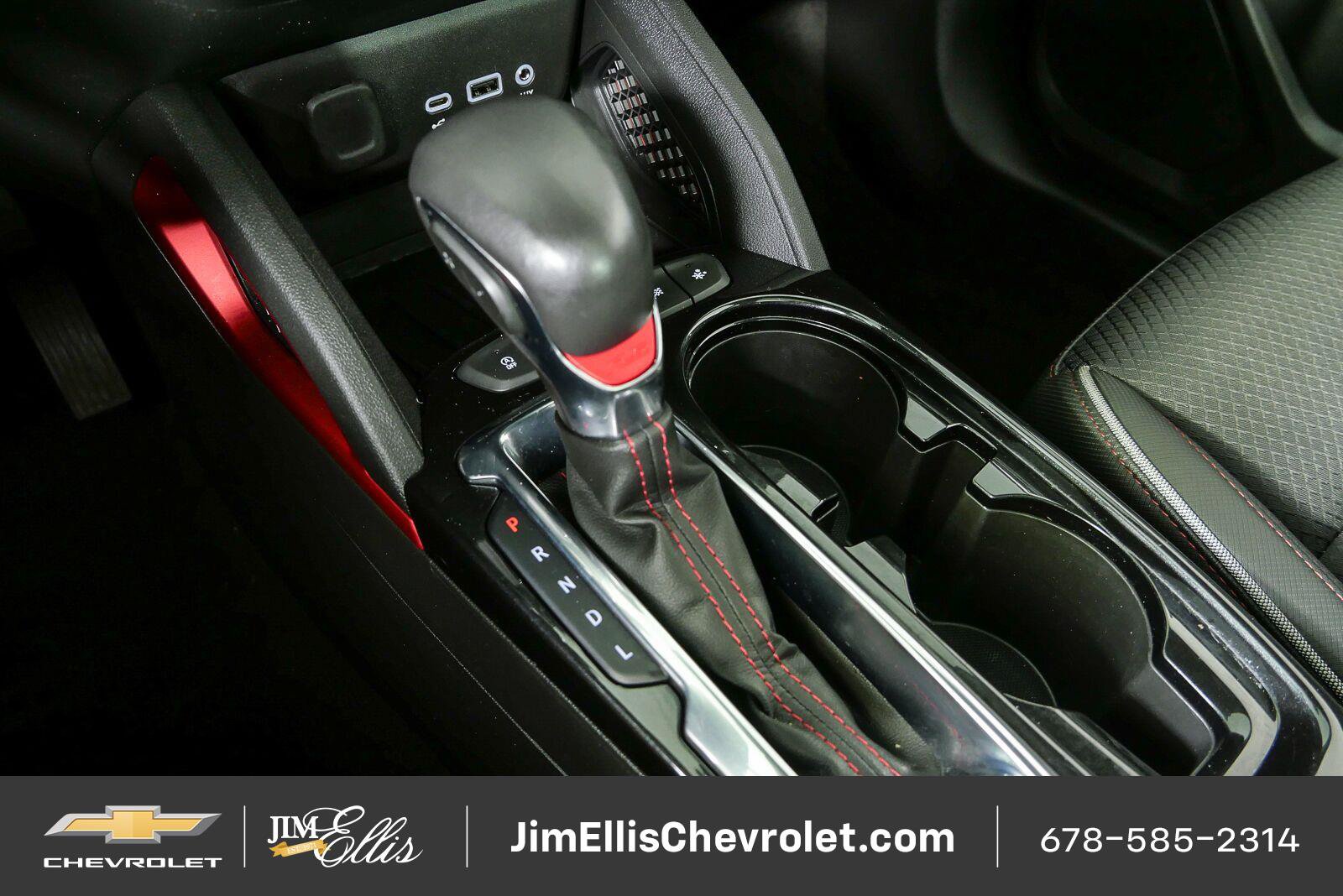 Used 2022 Chevrolet TrailBlazer RS w/ Sun and Liftgate Package FWD image 16