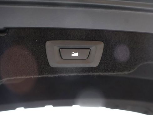 Used 2024 Lucid Air Touring AWD/4WD image 18