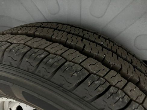 Used 2024 RAM ProMaster 3500 w/ Delivery Van Package image 39