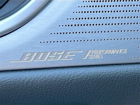 Used 2025 Cadillac XT5 Premium Luxury image 19