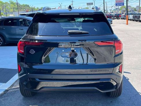 New 2026 GMC Terrain Elevation w/ Elevation Premium Package image 4