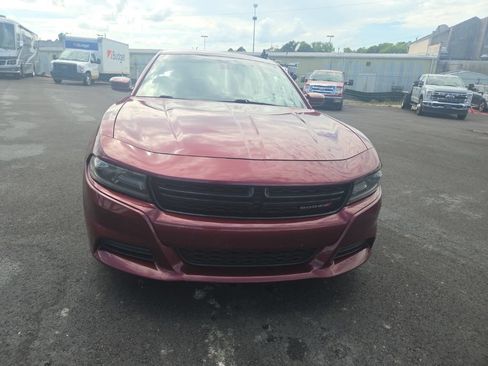 Used 2020 Dodge Charger SXT w/ Plus Group RWD image 2
