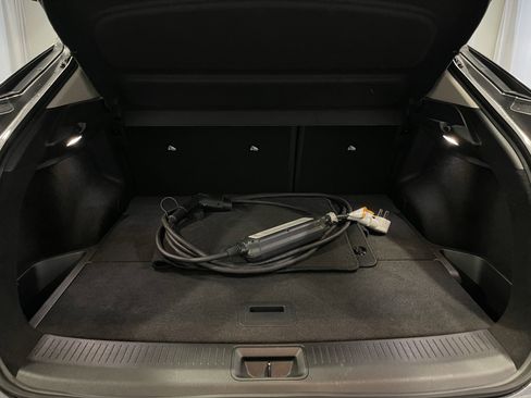 Used 2023 Nissan Ariya AWD image 28