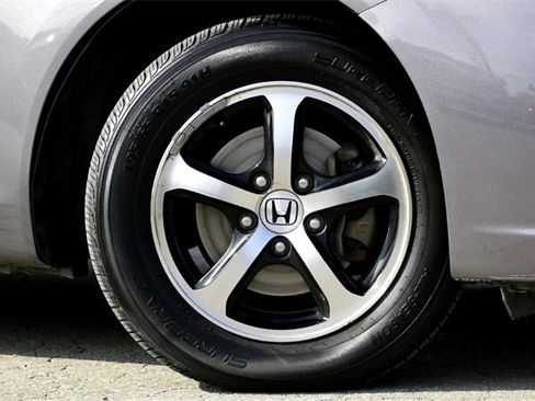 Used 2015 Honda Civic SE image 2