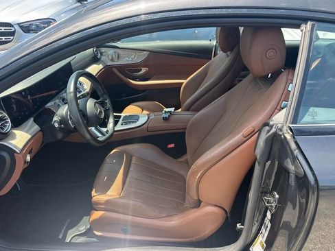 Used 2022 Mercedes-Benz E 450 Coupe image 4