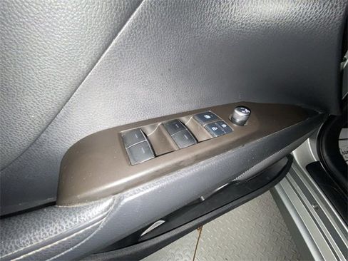 Used 2021 Toyota Camry XSE image 13