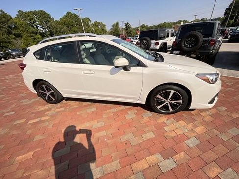 Used 2022 Subaru Impreza 2.0i Premium w/ Popular Package #2 AWD/4WD image 37