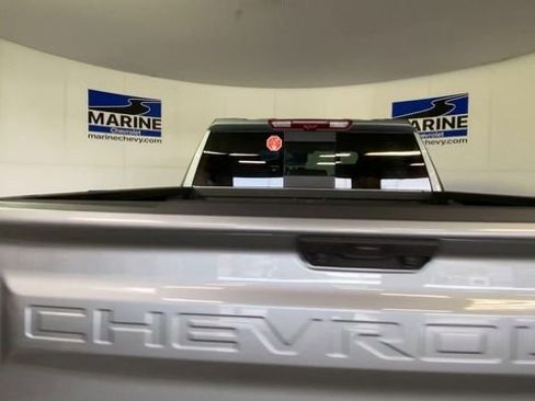 Certified 2024 Chevrolet Silverado 1500 High Country w/ High Country Premium Package AWD/4WD image 9