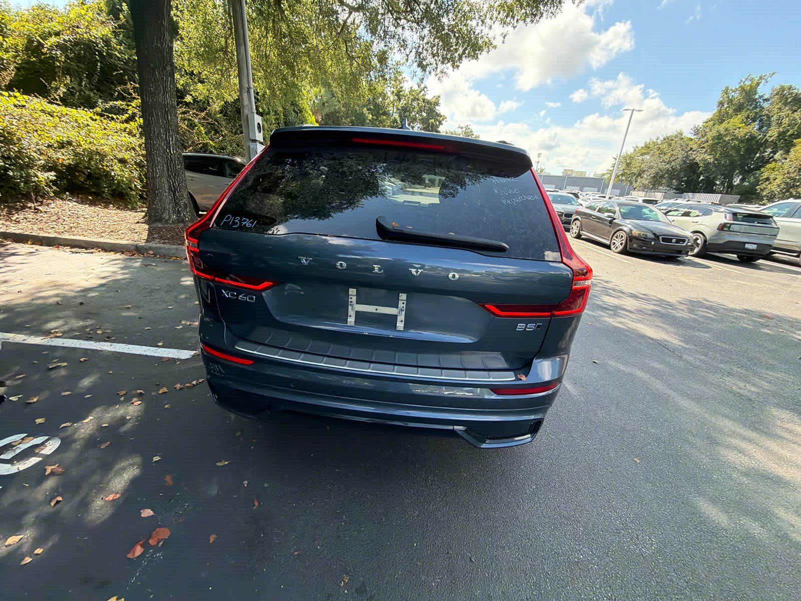 Used 2026 Volvo XC60 B5 Ultra AWD/4WD image 12