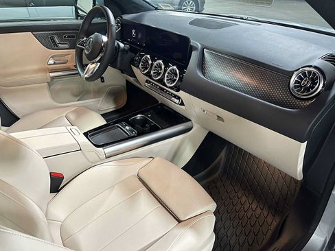 Certified 2026 Mercedes-Benz GLA 250 4MATIC image 11