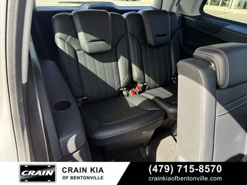 Used 2015 Mercedes-Benz GL 450 4MATIC image 32