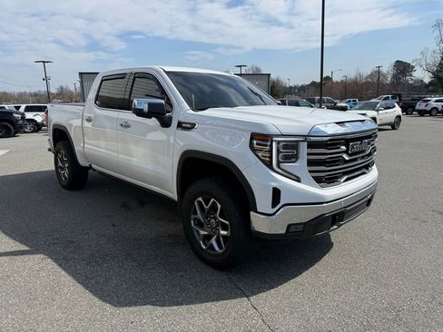 Used 2022 GMC Sierra 1500 SLT w/ SLT Premium Plus Package image 9