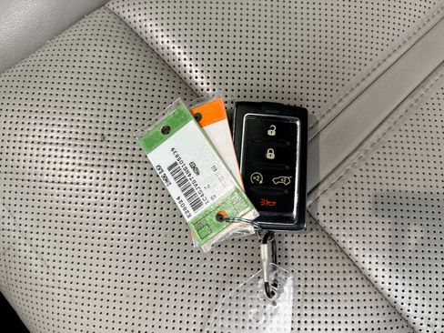 Used 2022 Jeep Wagoneer Series II w/ Premium Group I image 11