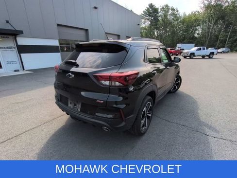 Used 2021 Chevrolet TrailBlazer RS w/ Sun and Liftgate Package AWD/4WD image 13