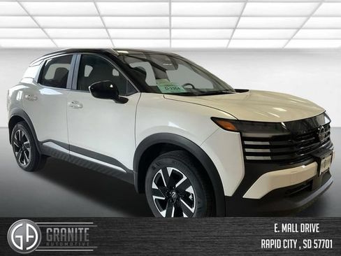 New 2025 Nissan Kicks SV w/ SV Premium Package AWD/4WD image 4