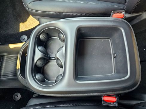 New 2026 Chrysler Pacifica Select image 28