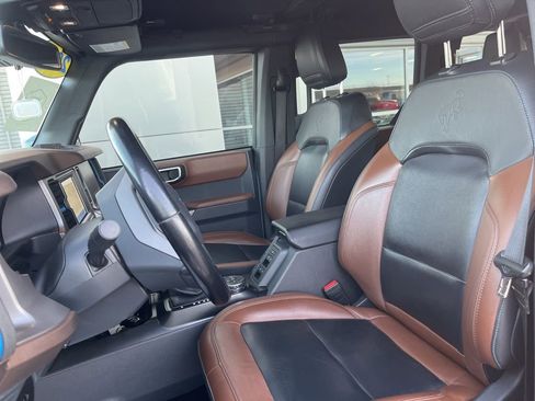 Used 2023 Ford Bronco Outer Banks image 13
