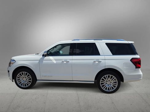 Used 2023 Ford Expedition Platinum AWD/4WD image 5