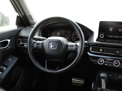 Used 2024 Honda Civic Sport image 13