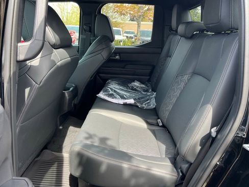 Used 2026 Toyota Tacoma Limited AWD/4WD image 18