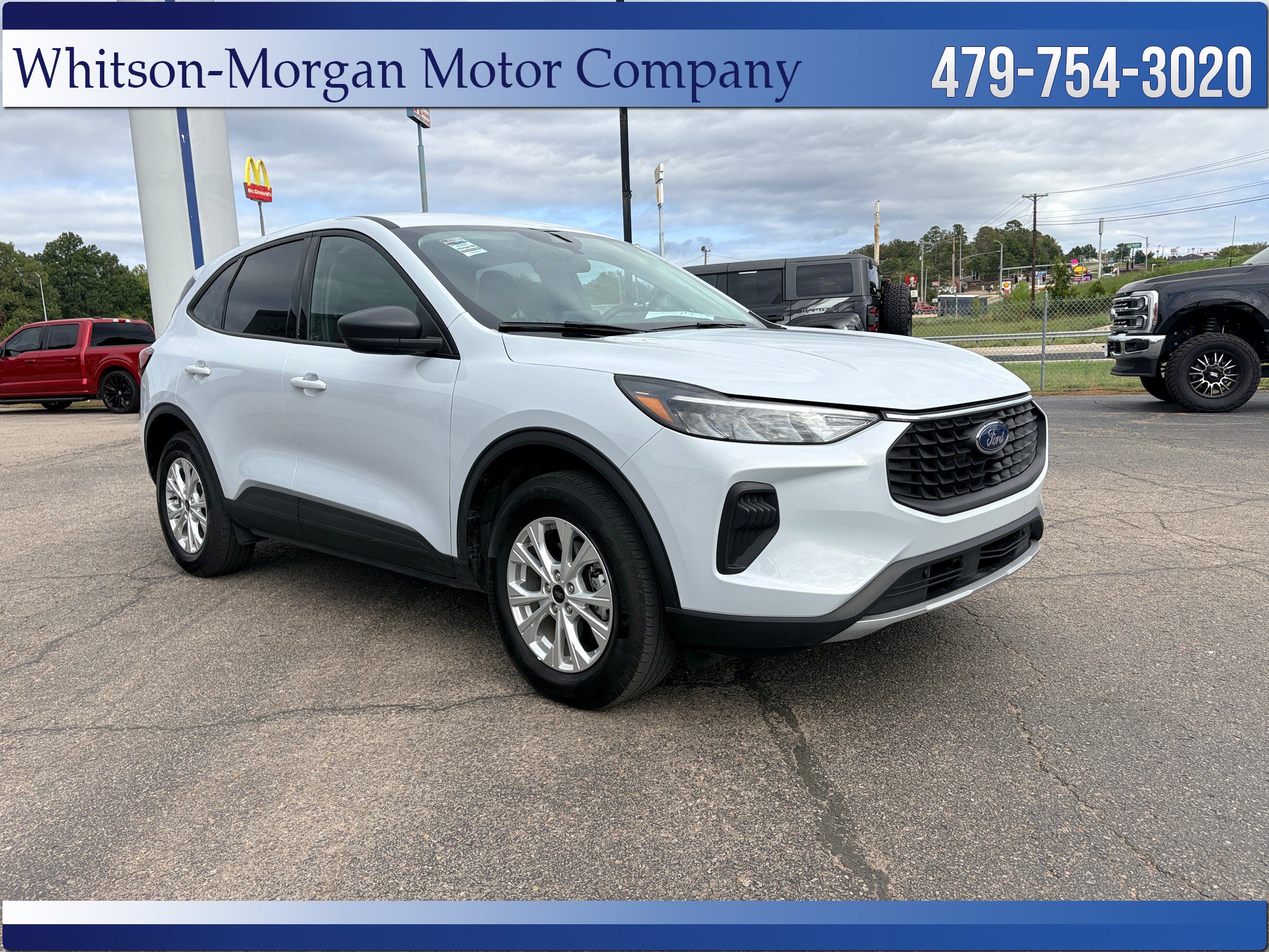 Used 2025 Ford Escape Active AWD/4WD image 3