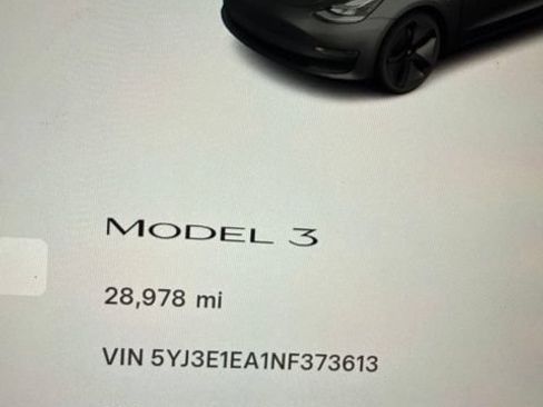 Used 2022 Tesla Model 3 Standard Range RWD image 7