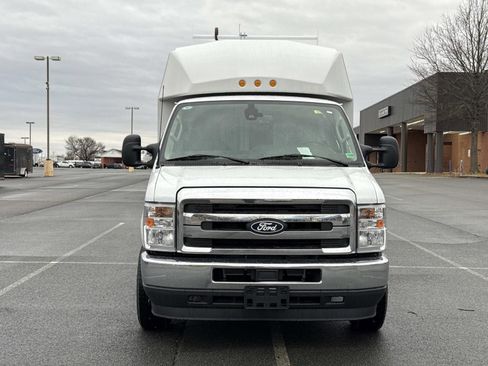New 2026 Ford E-350 and Econoline 350 Super Duty w/ Power Equipment Group image 8