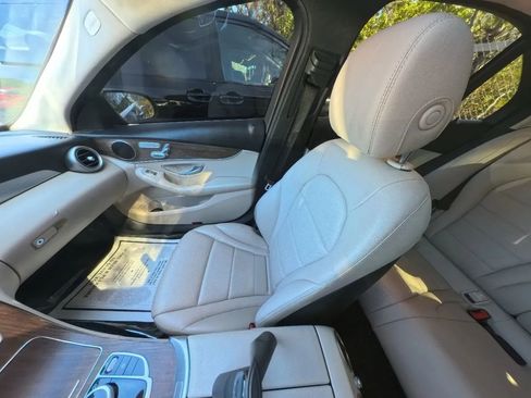 Used 2020 Mercedes-Benz C 300 4MATIC Sedan image 27