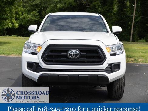 Used 2020 Toyota Tacoma SR AWD/4WD image 5