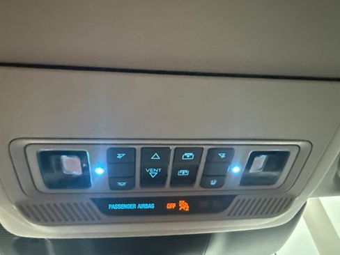 Used 2021 Ford Explorer XLT w/ Equipment Group 202A AWD/4WD image 20