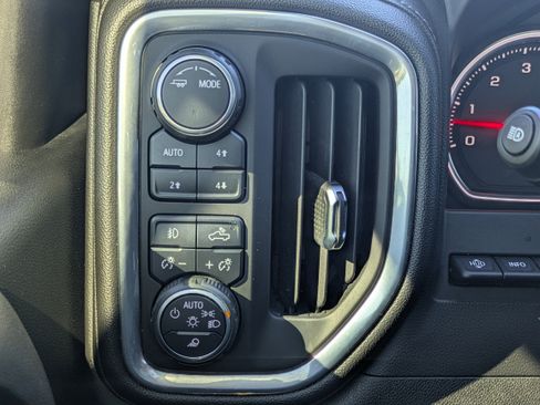 Used 2021 Chevrolet Silverado 2500 High Country w/ Z71 Off-Road Package image 23