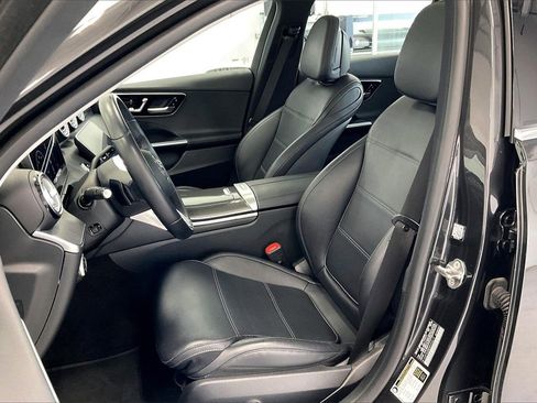 Used 2022 Mercedes-Benz C 300 Sedan image 7