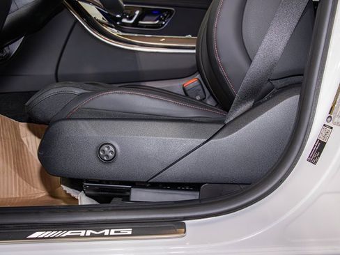 Used 2026 Mercedes-Benz GLC 43 AMG GLC 43 AMG image 15