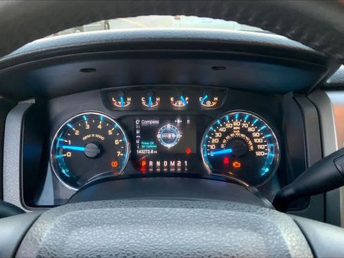 Used 2013 Ford F150 XLT w/ XLT Chrome Pkg image 25