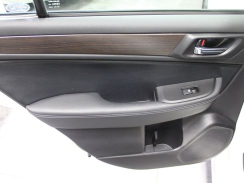 Used 2016 Subaru Legacy 2.5i Limited image 25