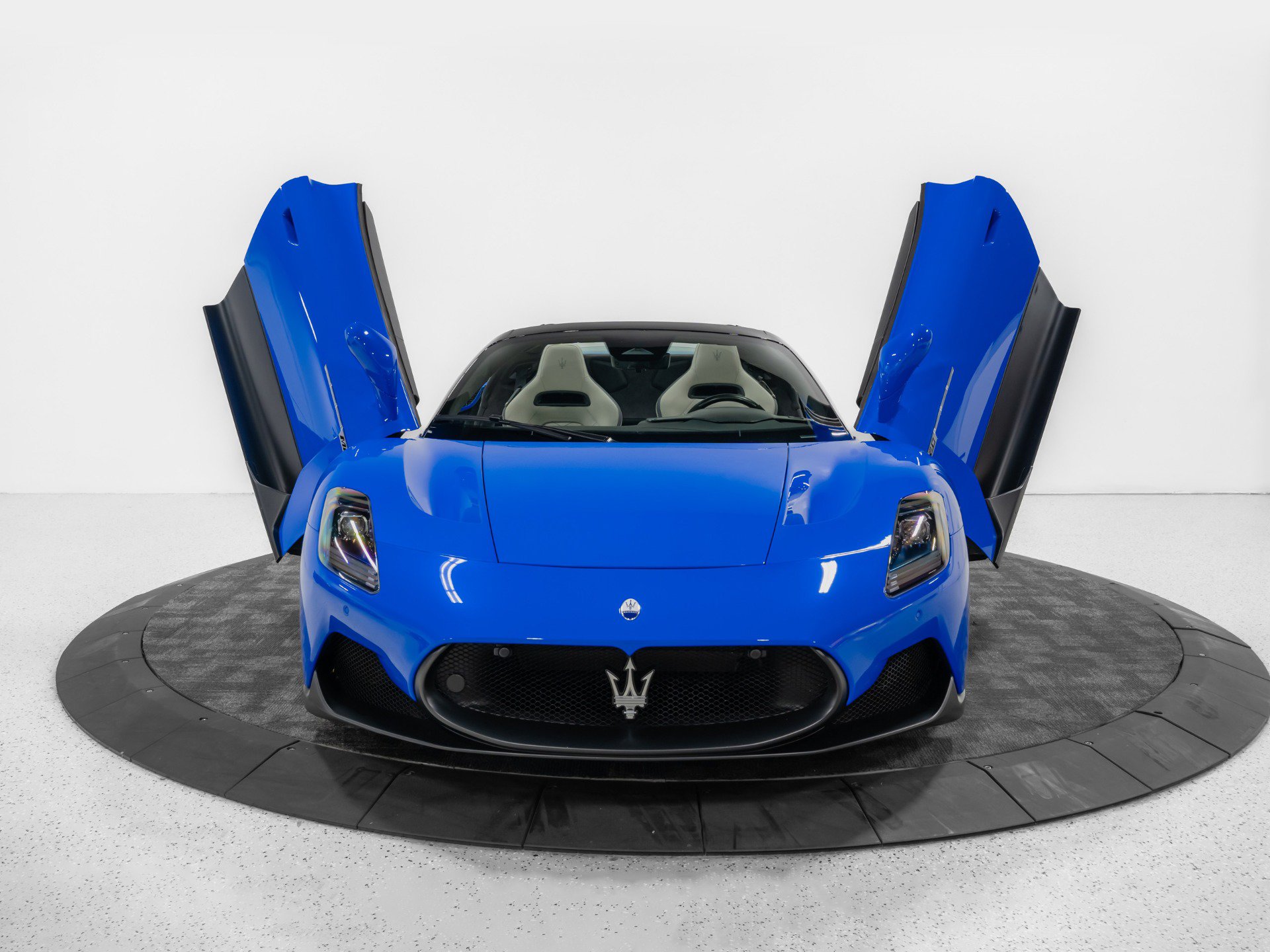 Used 2024 Maserati MC20 Cielo RWD image 15