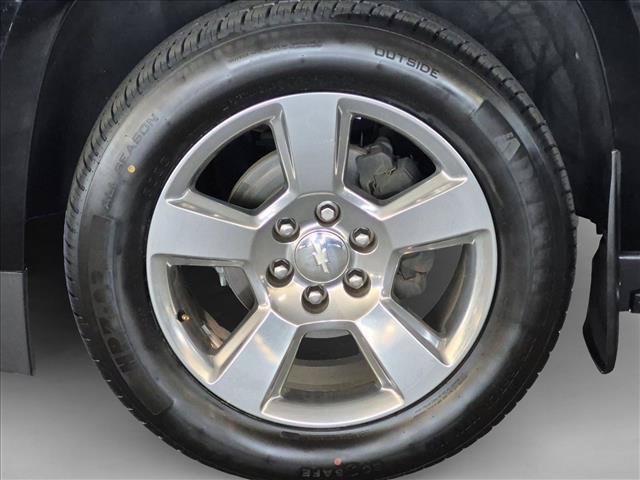Used 2020 Chevrolet Suburban Premier RWD image 25