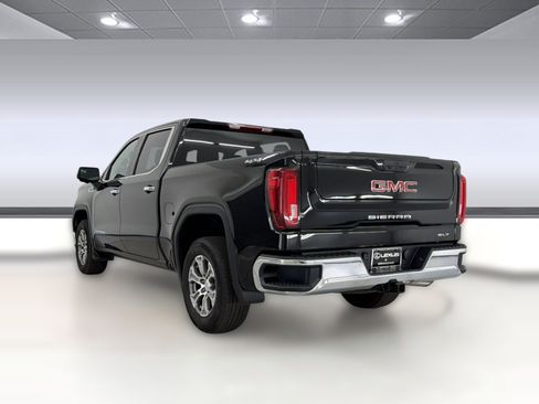 Used 2025 GMC Sierra 1500 SLT AWD/4WD image 3