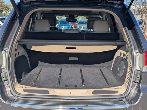 Used 2017 Jeep Grand Cherokee Limited w/ Luxury Group II image 14