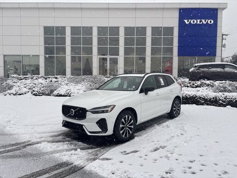 Certified 2024 Volvo XC60 B5 Plus image 48