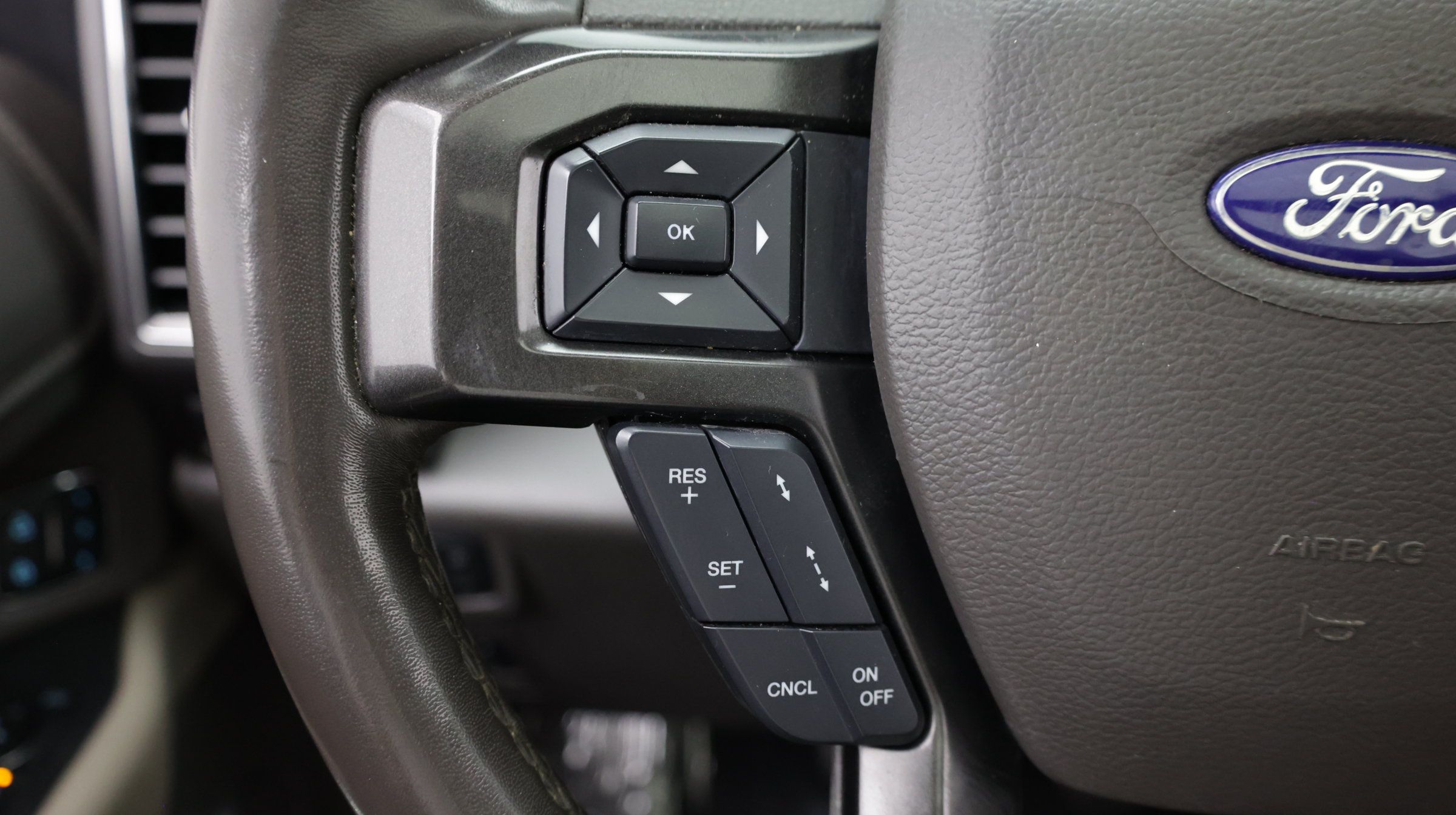 Used 2021 Ford Expedition Max Limited RWD image 27