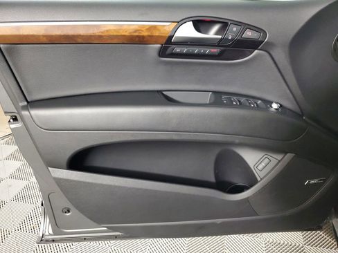 Used 2015 Audi Q7 TDI Premium Plus w/ Premium Plus Package AWD/4WD image 19