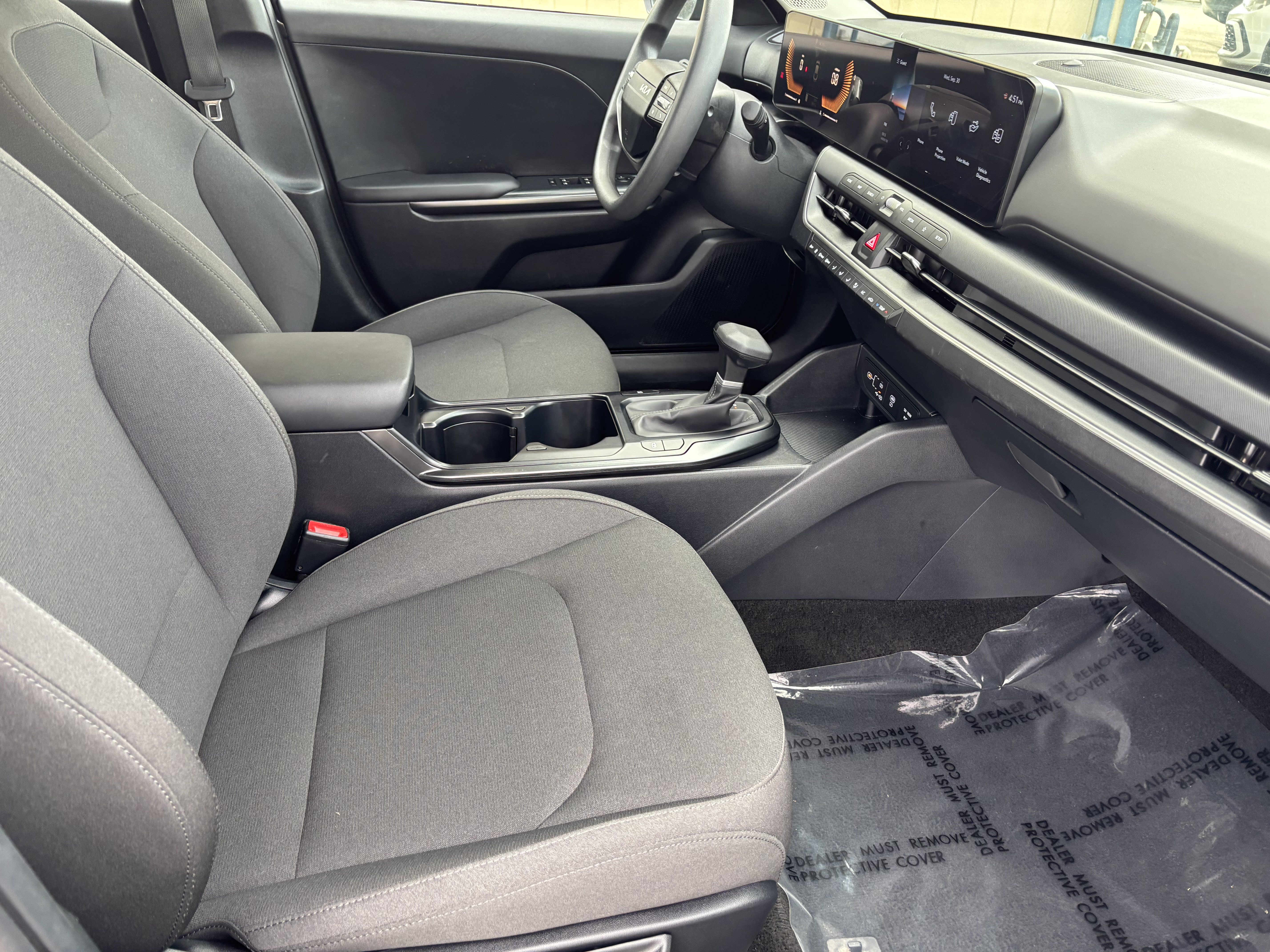 Used 2026 Kia K4 FWD image 28