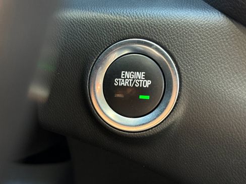 Used 2022 GMC Terrain SLT FWD image 21