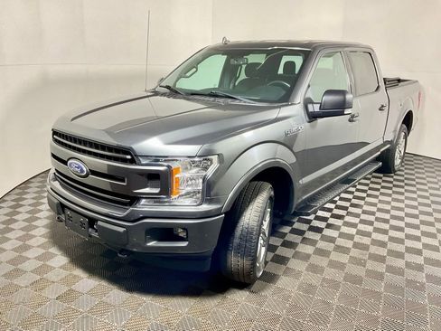 Used 2018 Ford F150 XLT w/ Equipment Group 302A Luxury AWD/4WD image 12