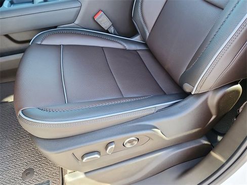 New 2026 GMC Sierra 2500 Denali w/ Denali Reserve Package image 19